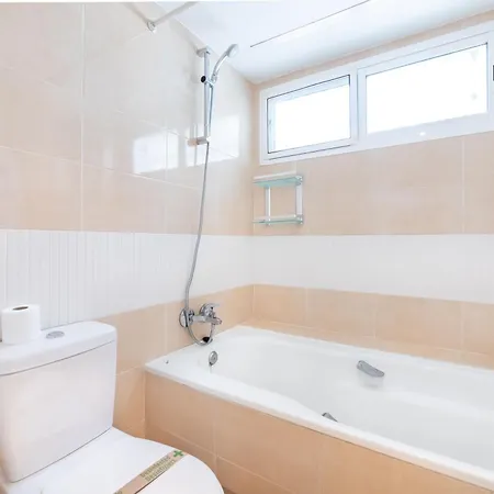 Cozy 4 Bedroom Townhouse With Swimming Pool Prázdninový dům Marbella