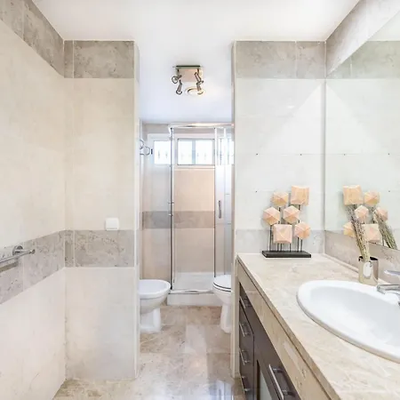 Cozy 4 Bedroom Townhouse With Swimming Pool Prázdninový dům Marbella